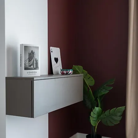 Ace Of Hearts 1 Bedroom Apartment,parking, Fast Wi-fi In One Cotroceni Apartment Bucharest