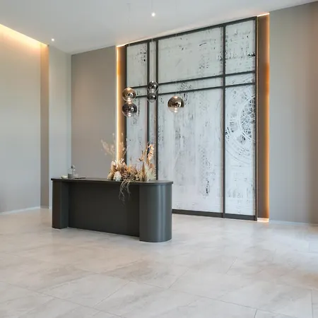 Ace Of Hearts 1 Bedroom Apartment,parking, Fast Wi-fi In One Cotroceni * Βουκουρέστι