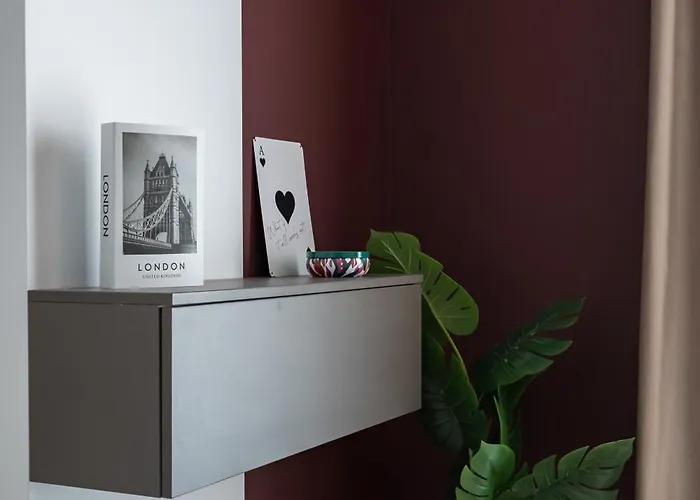 Ace Of Hearts 1 Bedroom Apartment,parking, Fast Wi-fi In One Cotroceni Appartement Bucarest