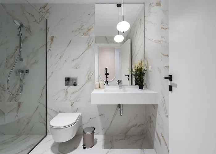 Ace Of Hearts 1 Bedroom Apartment,parking, Fast Wi-fi In One Cotroceni *