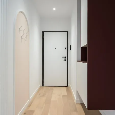 アパート Ace Of Hearts 1 Bedroom Apartment,parking, Fast Wi-fi In One Cotroceni *