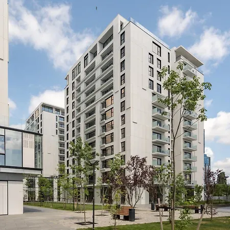 Ace Of Hearts 1 Bedroom Apartment,parking, Fast Wi-fi In One Cotroceni * Бухарест