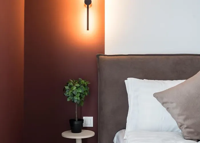 Ace Of Hearts 1 Bedroom Apartment,parking, Fast Wi-fi In One Cotroceni Апартаменти Бухарест