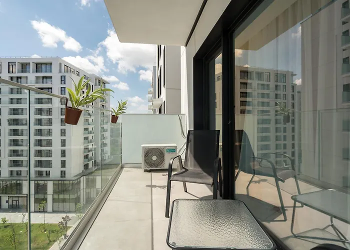 Ace Of Hearts 1 Bedroom Apartment,parking, Fast Wi-fi In One Cotroceni * Бухарест